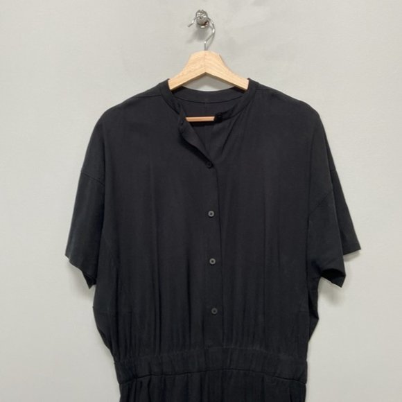 ❗️SOLD❗️2021 Lululemon Black Short Sleeve Perfectly Poised Jumpsuit Size 8 - Picture 4 of 10